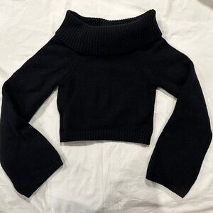 Black Foldover Off Shoulder Cropped Sweater Size Small